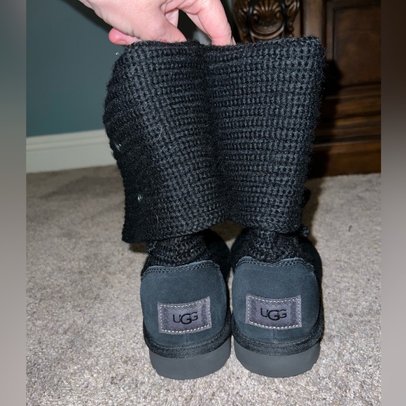 UGG SIZE 8 like new - Picture 10 of 11
